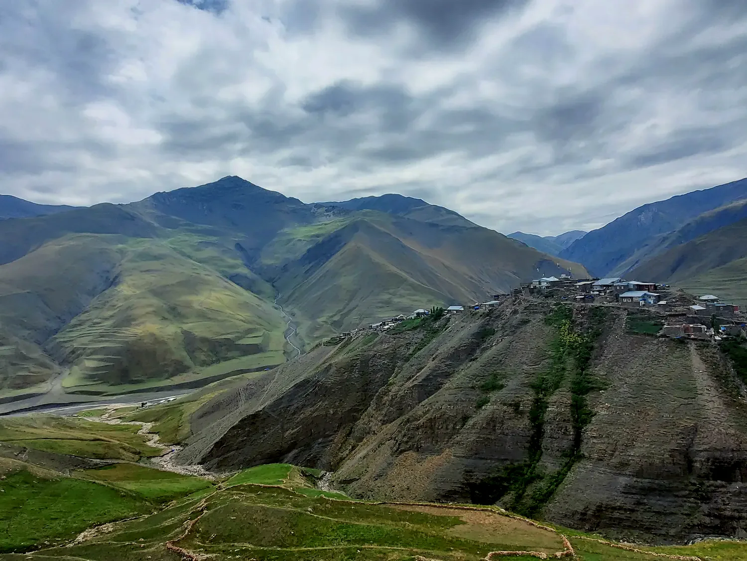 2,300 m, and lived in for four thousand years.
